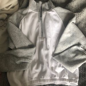 Garage cropped sweater size S